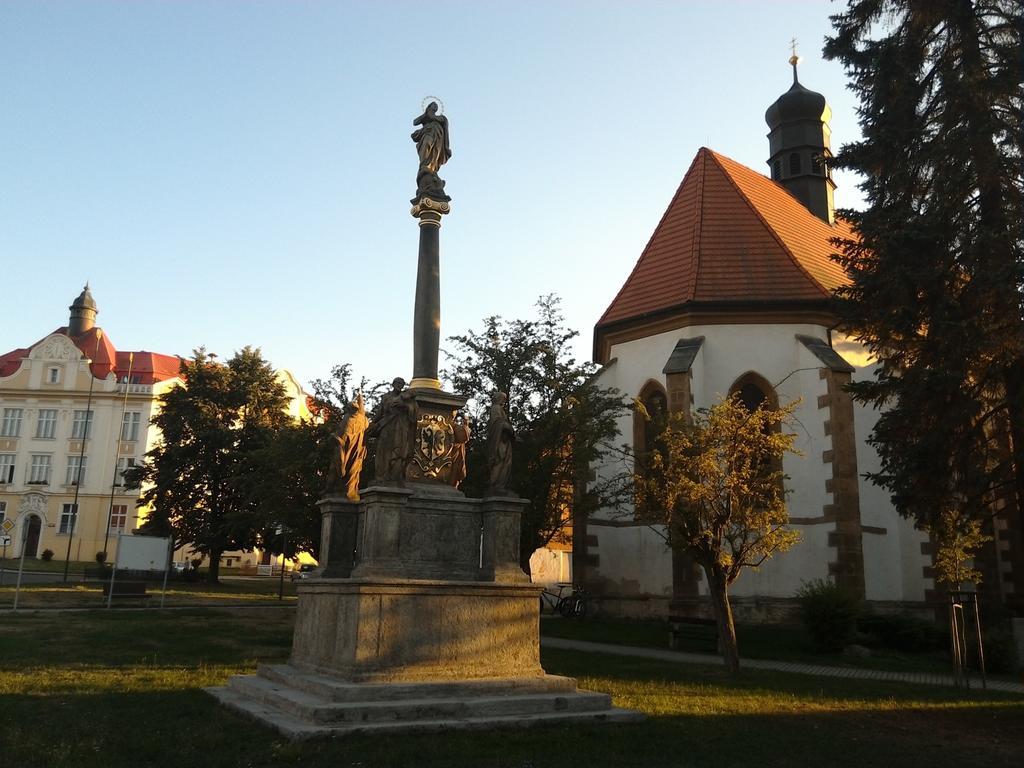 Penzion Na Jízdárně Stary Plzenec Exterior foto