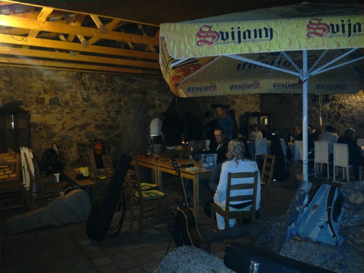 Penzion Na Jízdárně Stary Plzenec Exterior foto