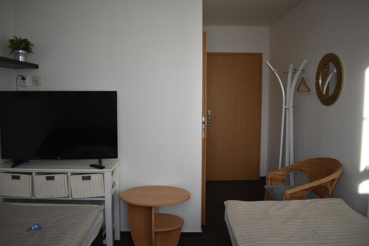 Penzion Na Jízdárně Stary Plzenec Exterior foto